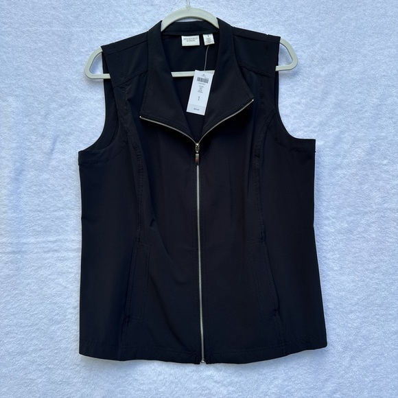 NEW WEEKENDS BY CHICO’S women’s black color size 1 zipper closure - Picture 3 of 9